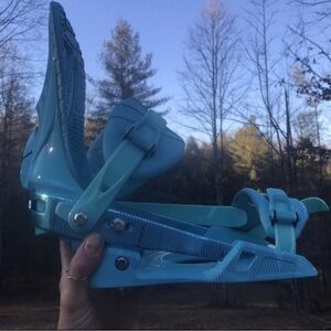Aqua Snowboard Binding